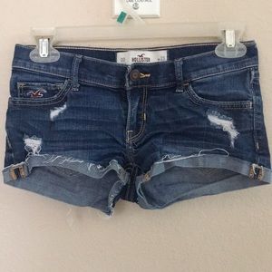 00 Hollister Jean Shorts
